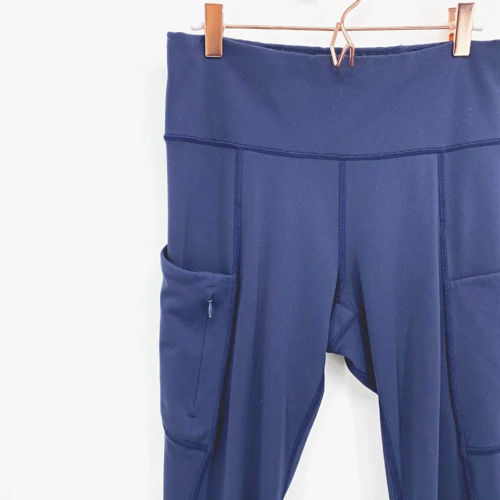 Athleta All in Crop 7/8 Length Tight